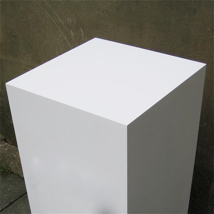 HIRE 100H X 40W X 40D 