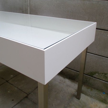 Vitrine HIRE