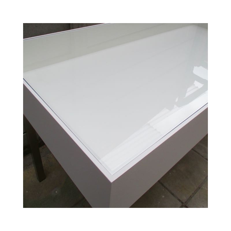 Vitrine HIRE