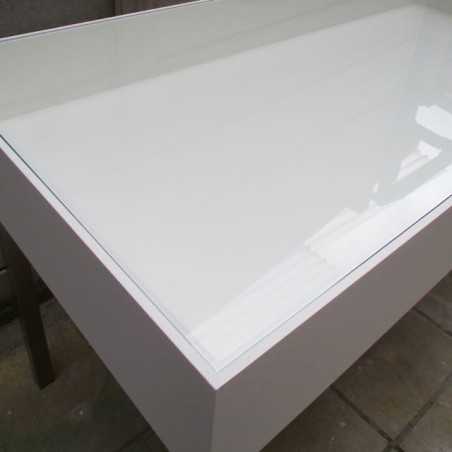 Vitrine HIRE