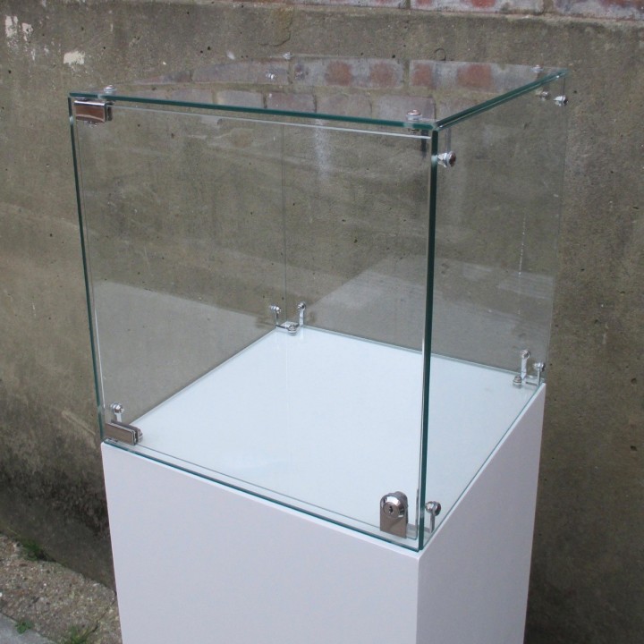 SALE Glass Display Case 40cm locking