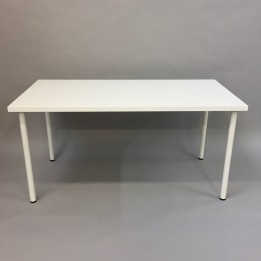 Table with steel legs HIRE
