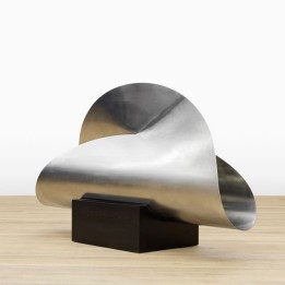 Bonhams Auction House  X artplinths