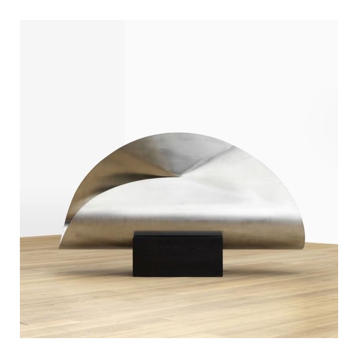 Bonhams Auction House  X artplinths