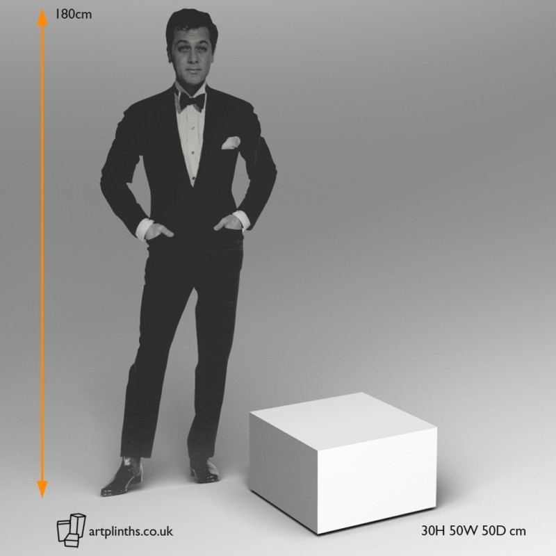 30H x 50W x 50Dcm. 